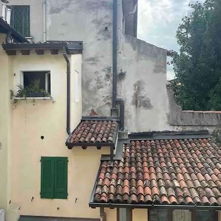 In Piccola Casa Di Corte * Brescia