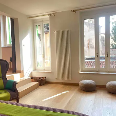 In Piccola Casa Di Corte Apartamento Brescia