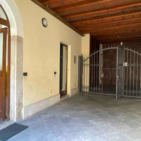 In Piccola Casa Di Corte * Brescia