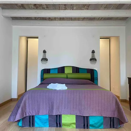 In Piccola Casa Di Corte Appartement *